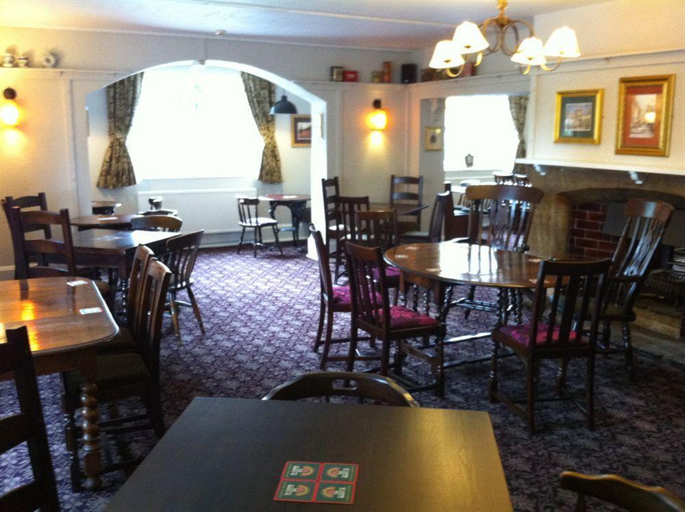 The Black Bull Inn Escrick Kültér fotó